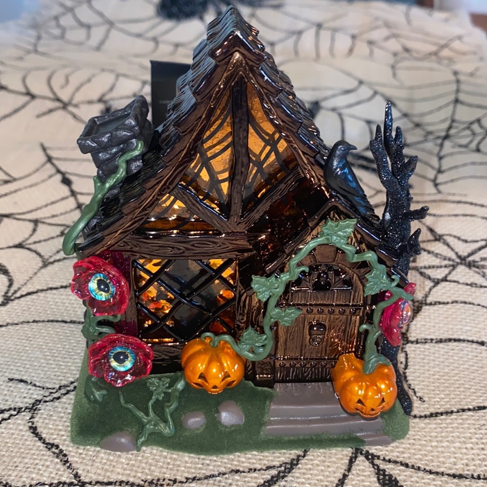 Bath and BodyWorks Witches Cottage Fragrance Plug-In